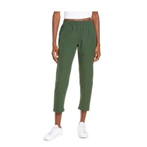 NWOT Outdoor Voices Rectec crop pant